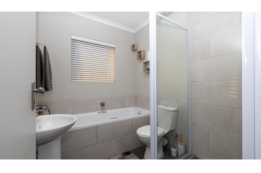 2 Bedroom Property for Sale in Haasendal Western Cape